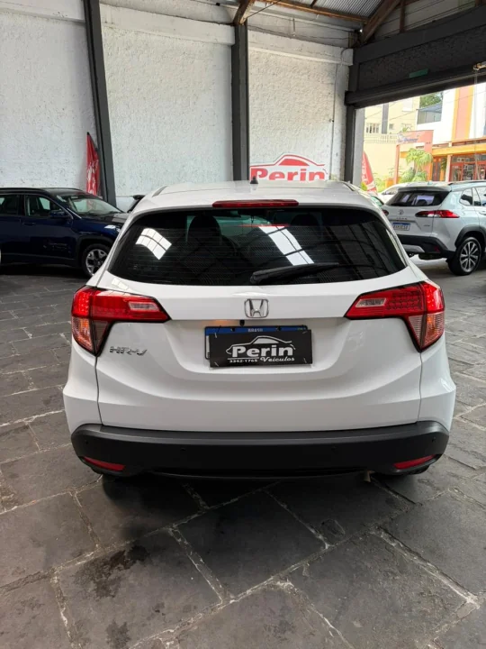 HR-V LX