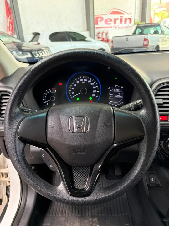 HR-V LX