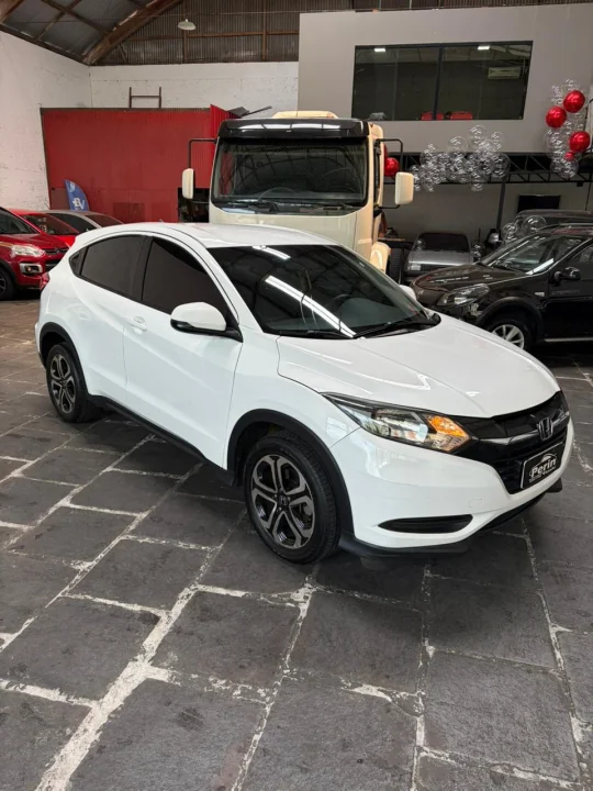 HR-V LX