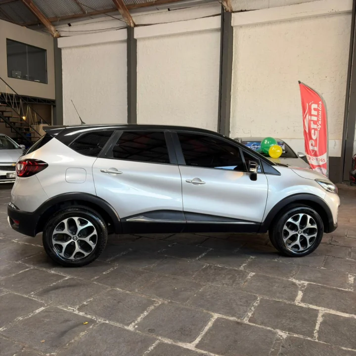 CAPTUR INTENSE 1.6 AUTOMÁTICA