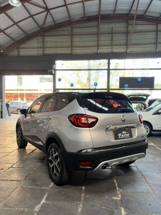 CAPTUR INTENSE 1.6 AUTOMÁTICA