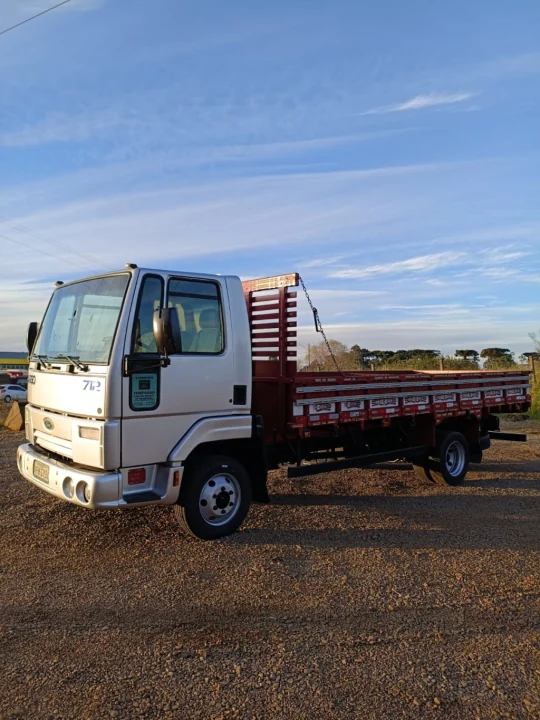 CARGO 712 CARROCERIA ABERTA