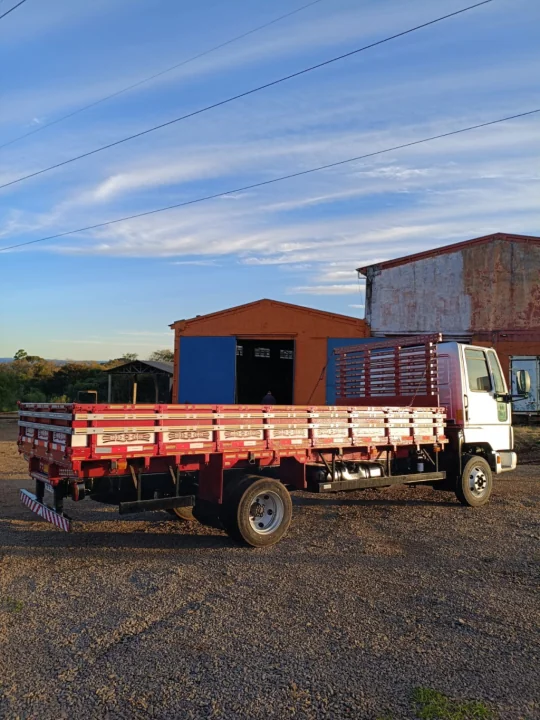 CARGO 712 CARROCERIA ABERTA