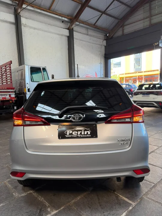 YARIS XLS 1.5 TETO SOLAR