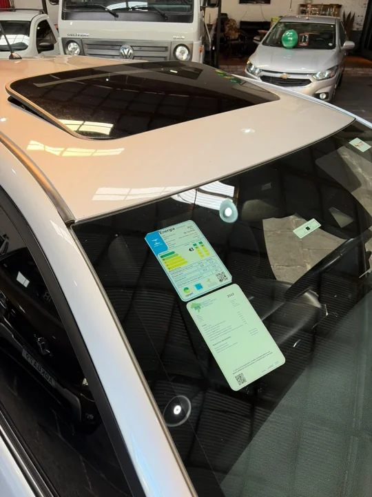 YARIS XLS 1.5 TETO SOLAR