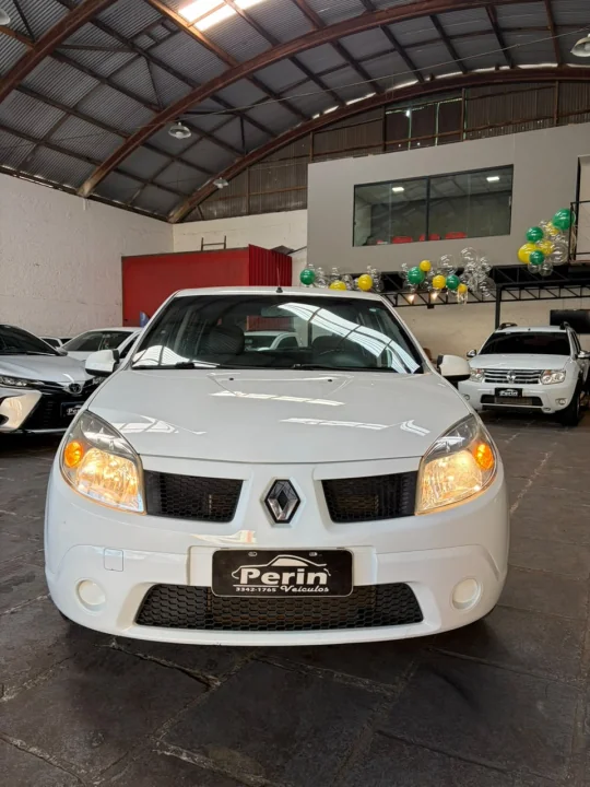 SANDERO 1.0 COMPLETO