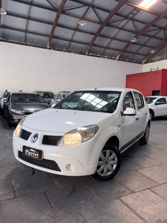 SANDERO 1.0 COMPLETO
