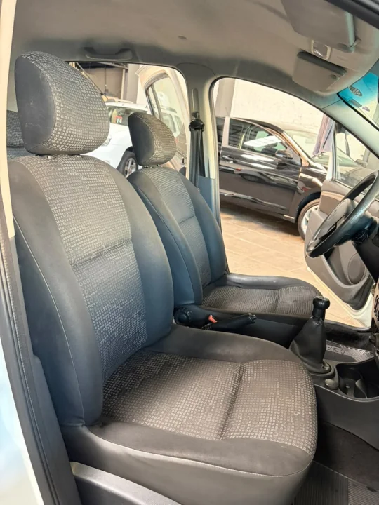 SANDERO 1.0 COMPLETO