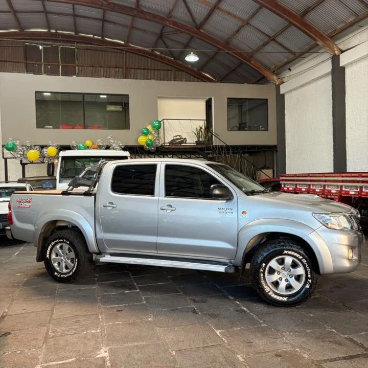 HILUX CD SR 4X4