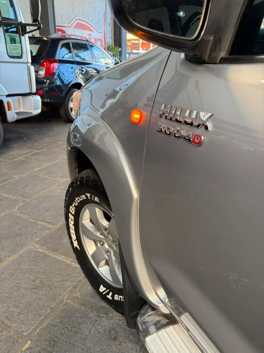 HILUX CD SR 4X4