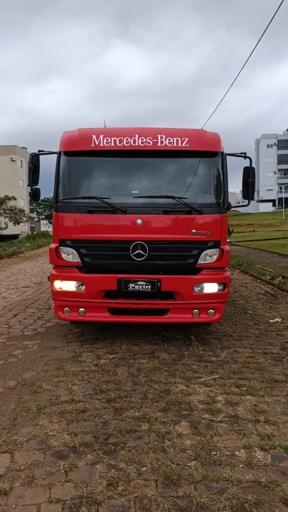 MB ATEGO 2425 carroceria aberta semi leito