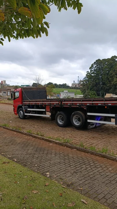 MB ATEGO 2425 carroceria aberta semi leito